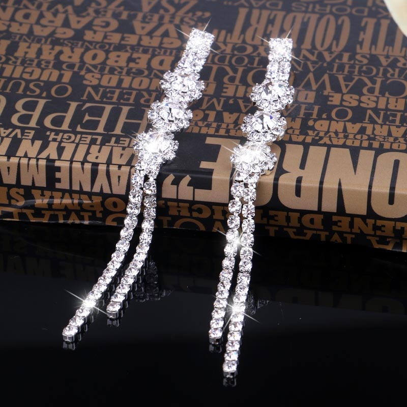 2022 Fashion Crystal Long Earrings