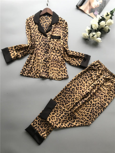 Long Sleeve Ice Silk Fashion Leopard Print Pajama Set